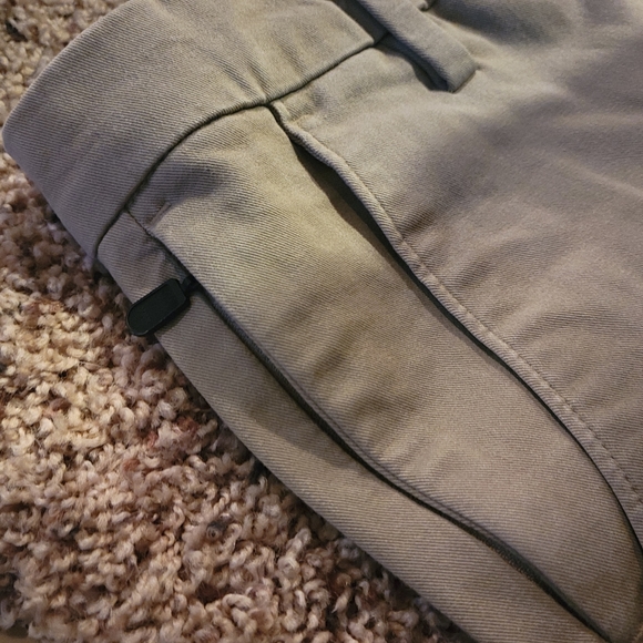 Dockers Slim Tapered Khaki Pants 30 Waist Tan - Picture 8 of 8